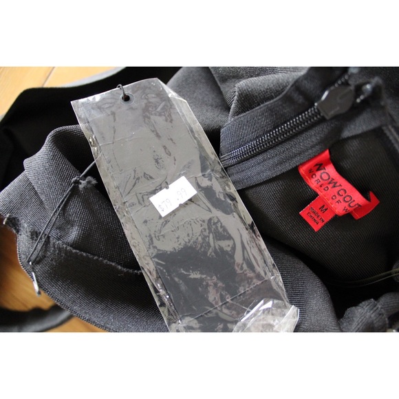 Wow Couture NWT Black Halter Deep Plunge Ruffled Skirt Peplum Span Dress Medium - Picture 4 of 4